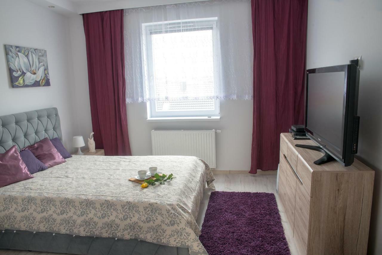 Apartament Pila Rowna Exteriér fotografie